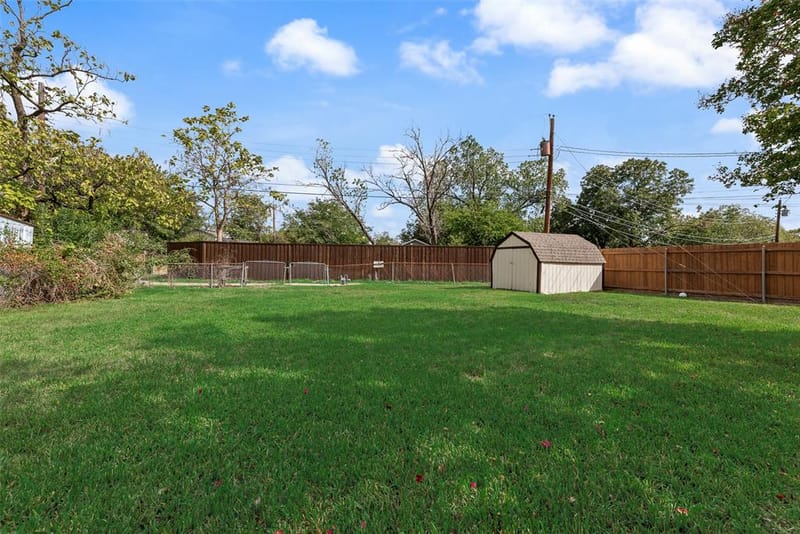 727 Sara Drive, Mesquite TX 75149 - Photo 14