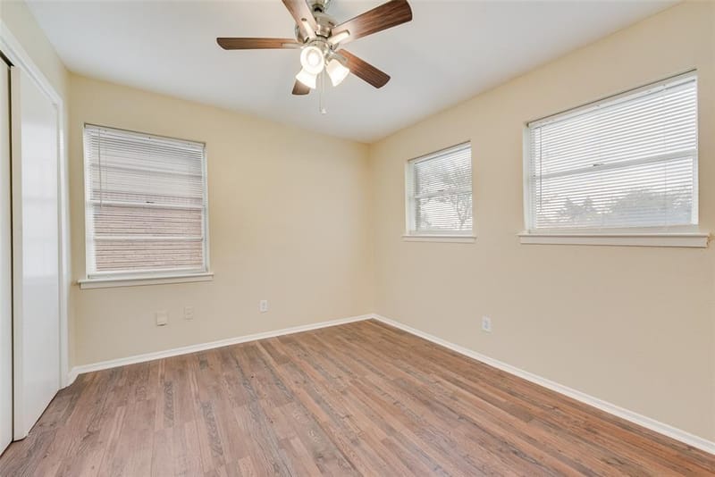 727 Sara Drive, Mesquite TX 75149 - Photo 11