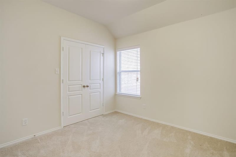 637 Brooks Street, Crowley TX 76036 - Photo 28