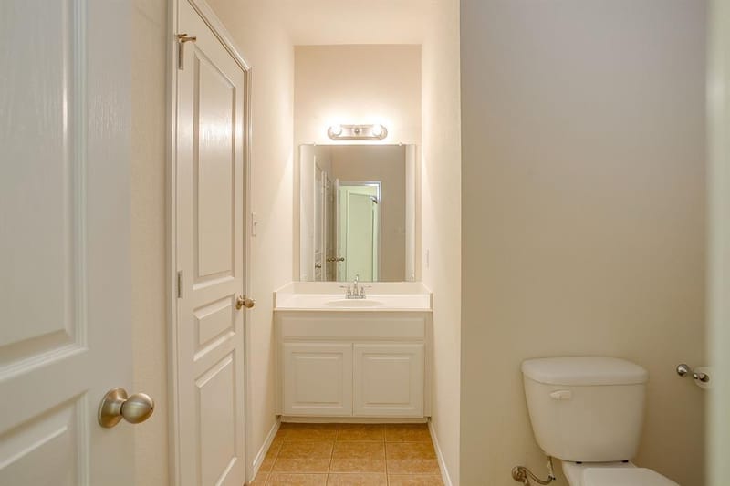 637 Brooks Street, Crowley TX 76036 - Photo 25