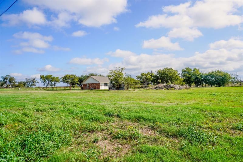 10720 Expedition Drive, Godley TX 76044 - Photo 6