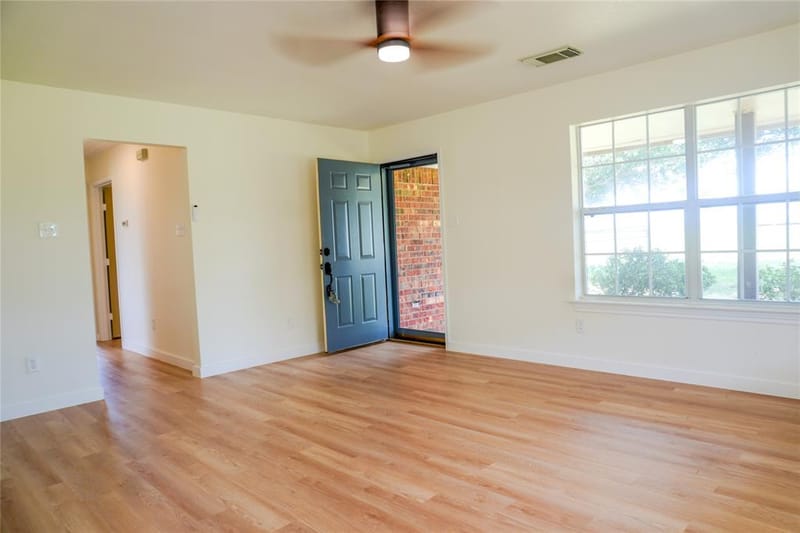 10720 Expedition Drive, Godley TX 76044 - Photo 12