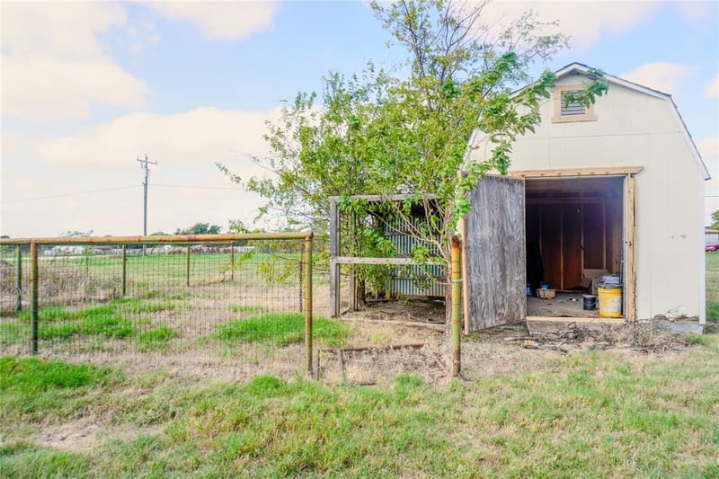 10720 Expedition Drive, Godley TX 76044 - Photo 29