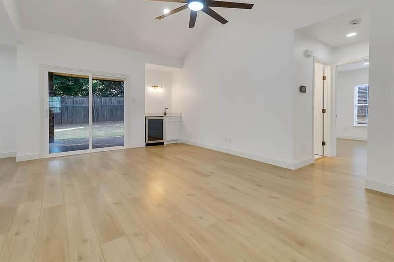 1913 Sandra Kay Lane, Arlington TX 76015 - Photo 5