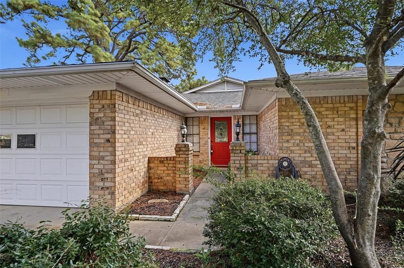 718 Kiowa Drive W, Lake Kiowa TX 76240 - Photo 5
