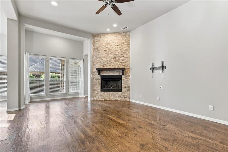 304 Thistle Ridge, Denton TX 76210 - Photo 10