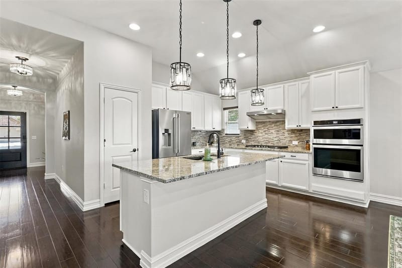 525 Yellowstone Drive, Celina TX 75009 - Photo 8