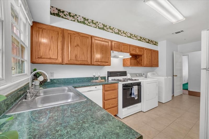 7812 Ewing Avenue, Fort Worth TX 76116 - Photo 10