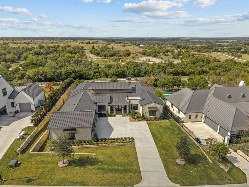 4516 Chablis Drive, Fort Worth TX 76126 - Photo 3