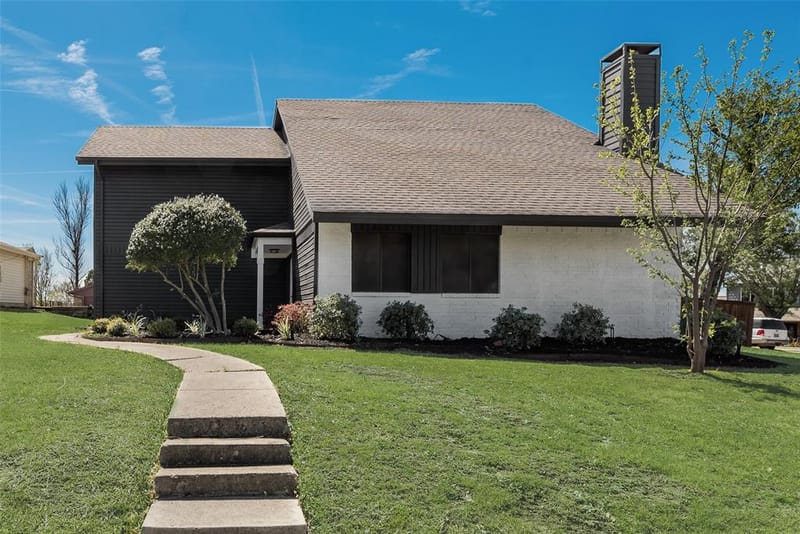 1700 Hartford Drive, Carrollton TX 75007 - Photo 2