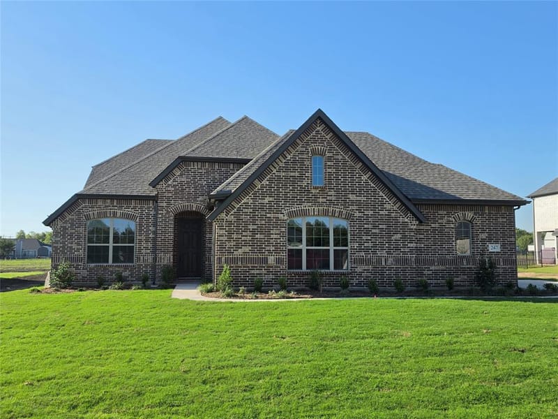247 Redwood Circle, Trenton TX 75490