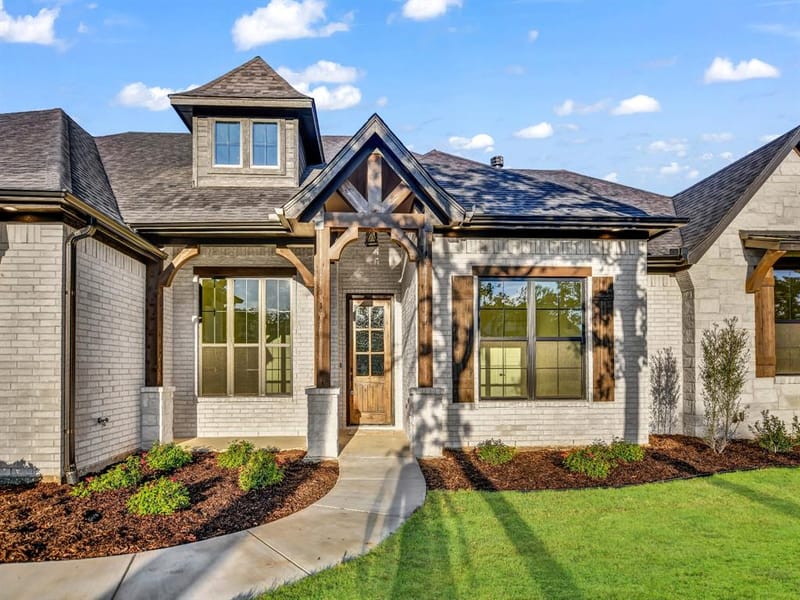 2021 Forest Bridge Drive, Azle TX 76020 - Photo 2