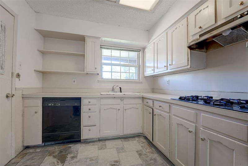 2906 Windmill Lane, Farmers Branch TX 75234 - Photo 15