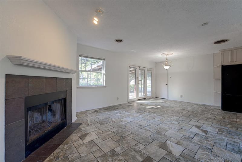 2906 Windmill Lane, Farmers Branch TX 75234 - Photo 11