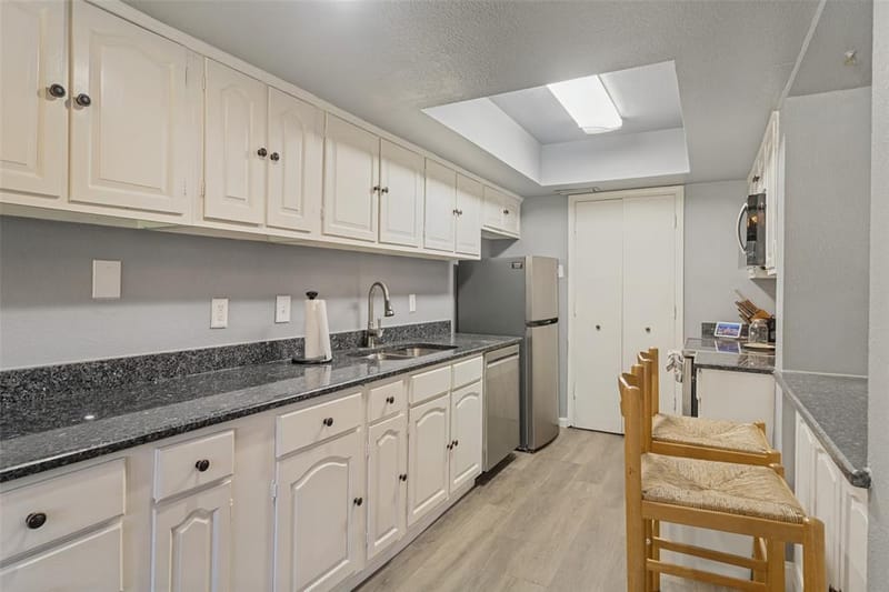 531 Campana Court, Irving TX 75061 - Photo 6