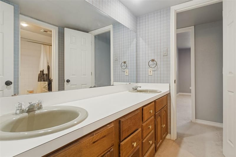531 Campana Court, Irving TX 75061 - Photo 11
