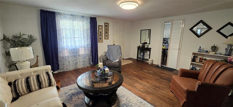 1713 W Frank Street, Grand Saline TX 75140 - Photo 13