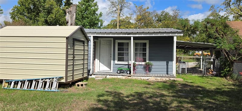 1713 W Frank Street, Grand Saline TX 75140 - Photo 10