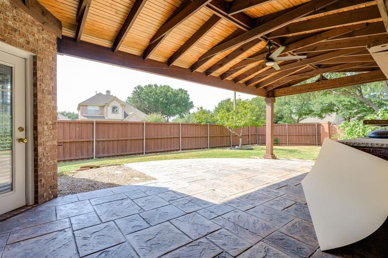 321 Andre Drive, Irving TX 75063 - Photo 32