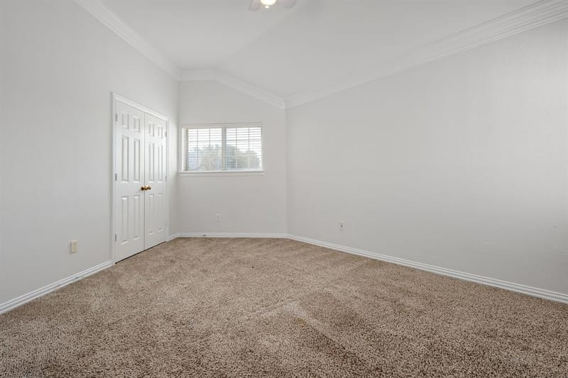 321 Andre Drive, Irving TX 75063 - Photo 28
