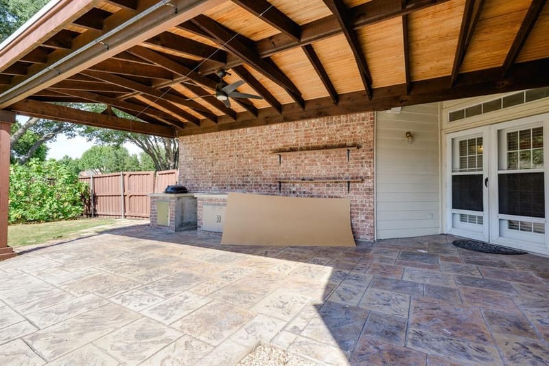 321 Andre Drive, Irving TX 75063 - Photo 33