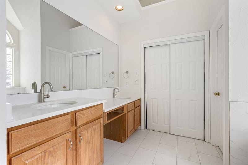 321 Andre Drive, Irving TX 75063 - Photo 21