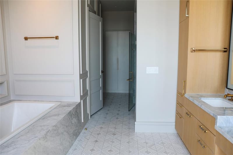 4205 Buena Vista Street # 502, Dallas TX 75205 - Photo 21