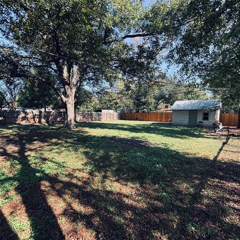 2033 Bowie Drive, Corsicana TX 75110 - Photo 6