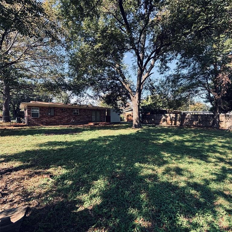 2033 Bowie Drive, Corsicana TX 75110 - Photo 7