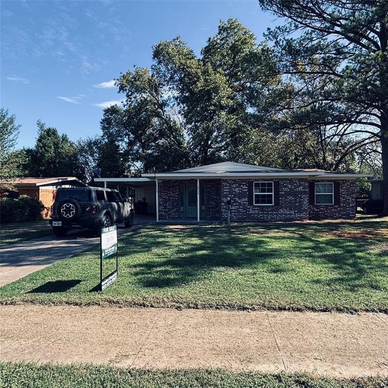 2033 Bowie Drive, Corsicana TX 75110