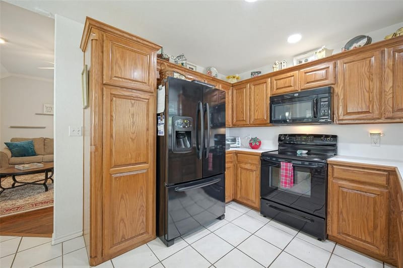616 N Cherry Street, Aubrey TX 76227 - Photo 12