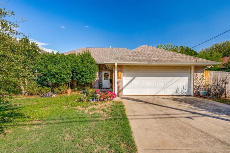 616 N Cherry Street, Aubrey TX 76227