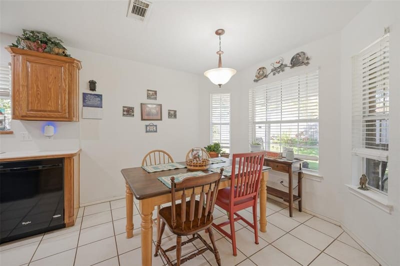 616 N Cherry Street, Aubrey TX 76227 - Photo 9