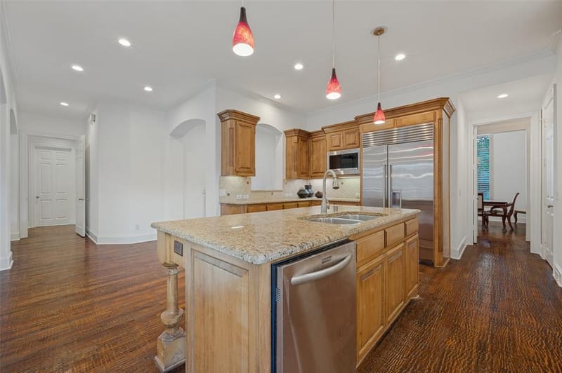 1604 Litchfield Drive, McKinney TX 75071 - Photo 7