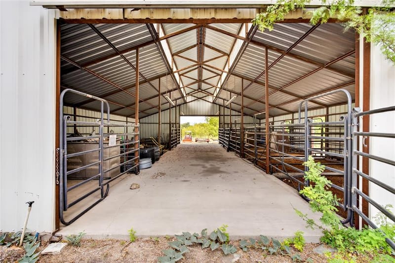 3241 Howard Road, Waxahachie TX 75165 - Photo 38