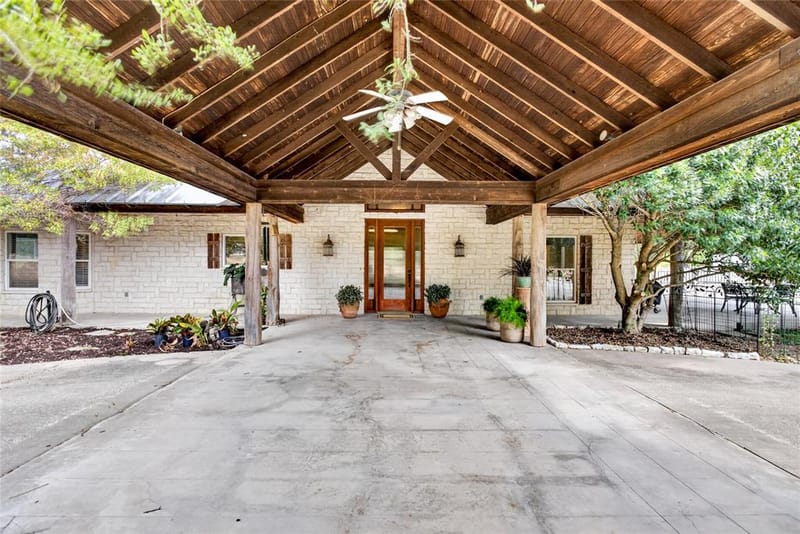 3241 Howard Road, Waxahachie TX 75165 - Photo 4