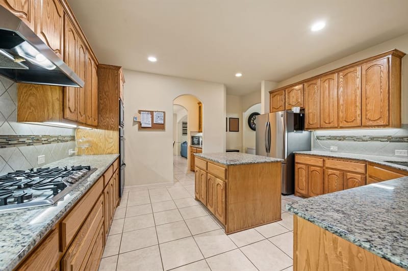 209 Chateau Avenue, Kennedale TX 76060 - Photo 12
