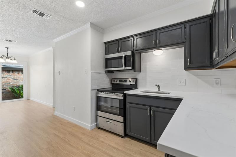 1010 Bull Run, Denton TX 76209 - Photo 11