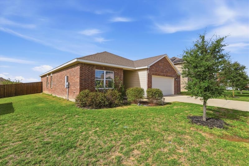 304 Sabine River Road, Glenn Heights TX 75154 - Photo 2