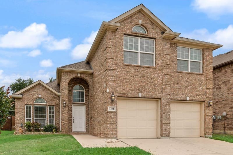 1404 Ashby Drive, Lewisville TX 75067 - Photo 3