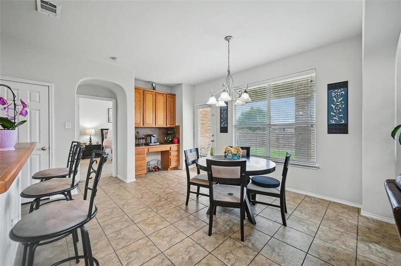 421 Roundrock Lane, Fort Worth TX 76140 - Photo 20