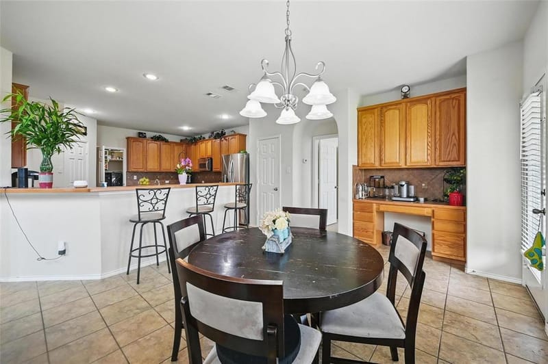 421 Roundrock Lane, Fort Worth TX 76140 - Photo 21