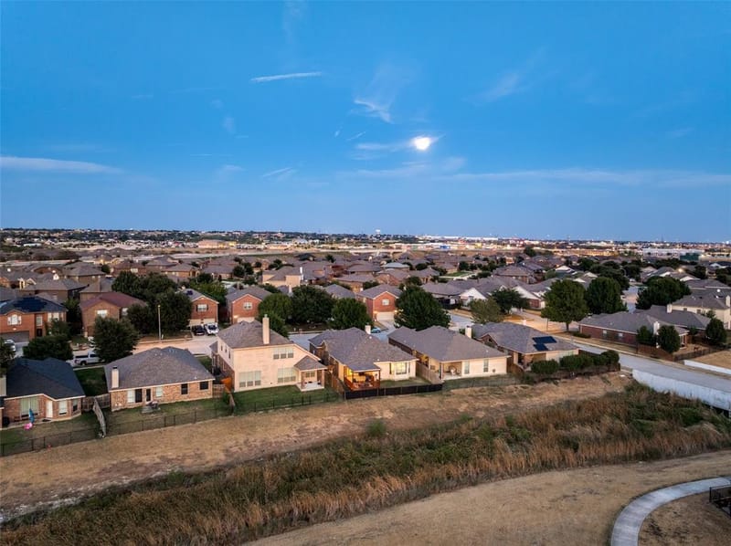 10909 Hawks Landing Road, Fort Worth TX 76052 - Photo 27