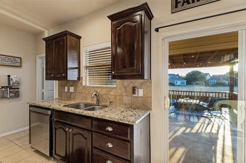 10909 Hawks Landing Road, Fort Worth TX 76052 - Photo 13