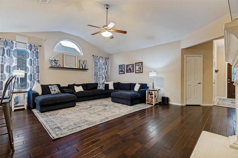 10909 Hawks Landing Road, Fort Worth TX 76052 - Photo 8