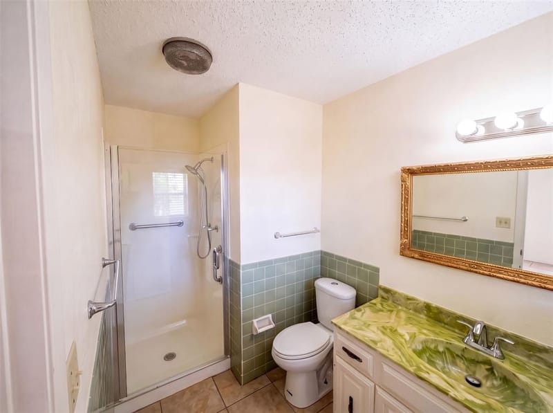 1509 Jefferson Street, Bowie TX 76230 - Photo 8