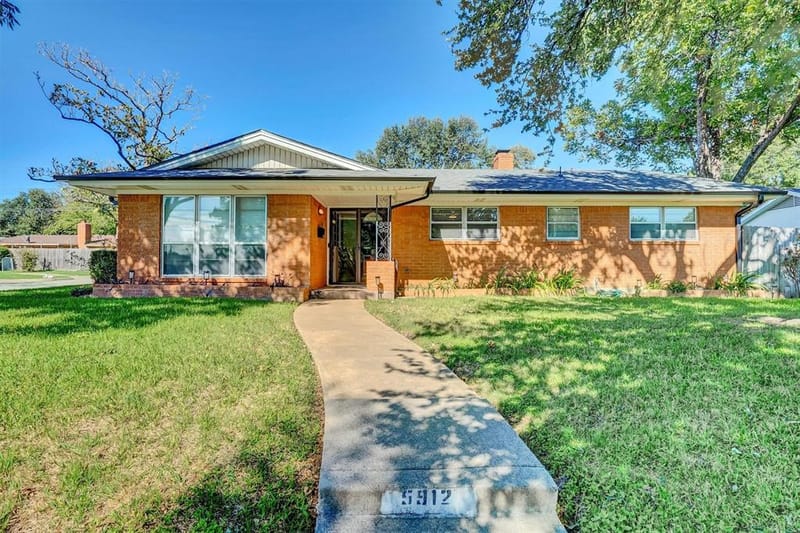 5912 Lubbock Avenue, Fort Worth TX 76133