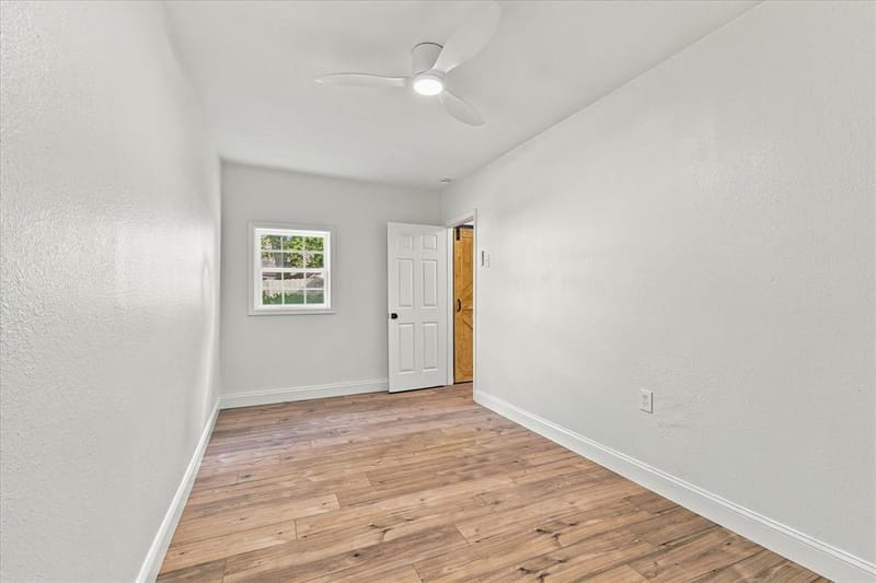 900 Blossomwood Court, Arlington TX 76017 - Photo 29