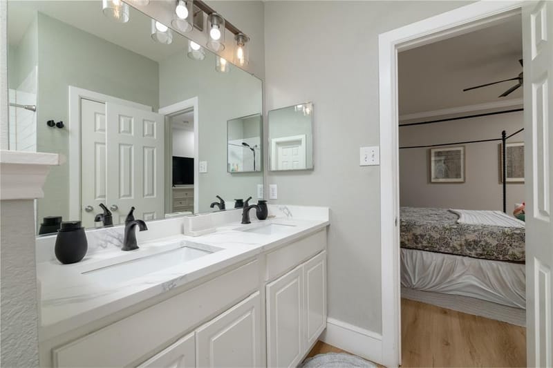 1016 Pebblecreek Drive, Burleson TX 76028 - Photo 31