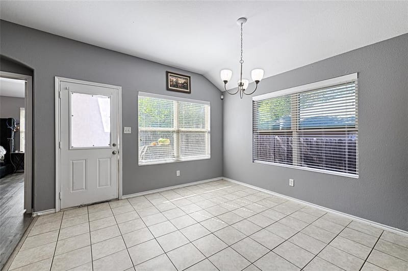 1242 E Powell Avenue, Fort Worth TX 76104 - Photo 6